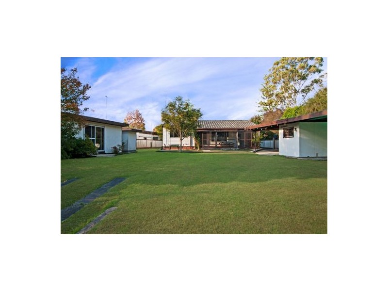 111 Birdwood Drive, Blue Haven NSW 2262