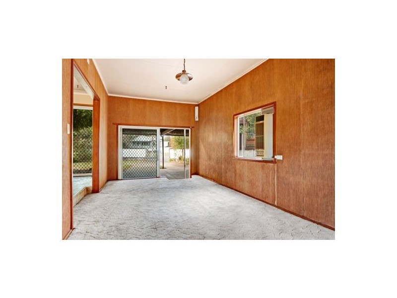 111 Birdwood Drive, Blue Haven NSW 2262