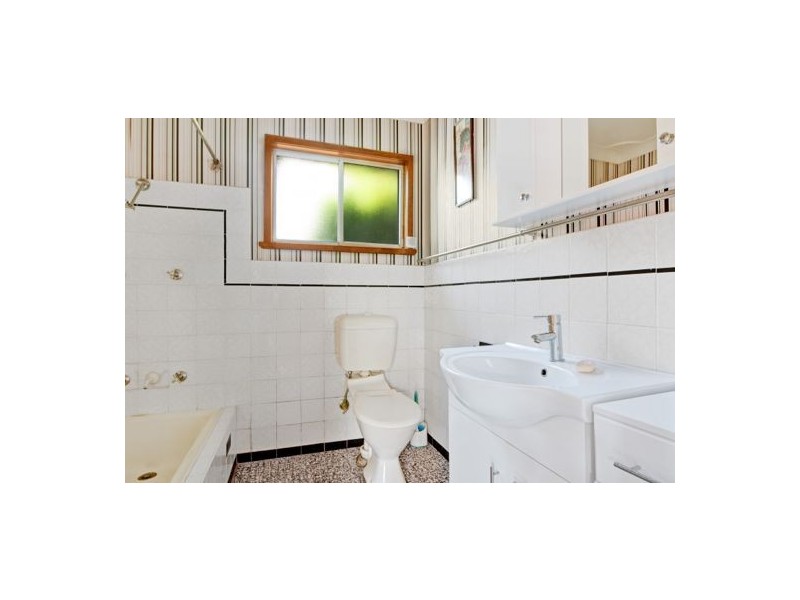 111 Birdwood Drive, Blue Haven NSW 2262