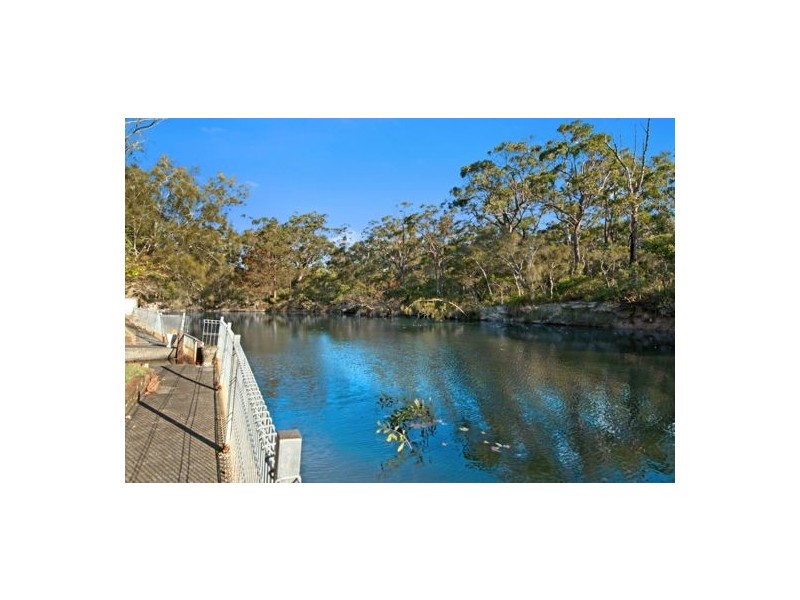 111 Birdwood Drive, Blue Haven NSW 2262