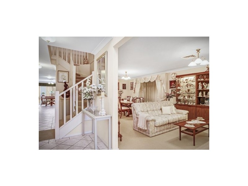 14 Barrington Drive, Woongarrah NSW 2259