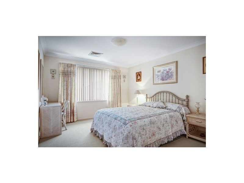 14 Barrington Drive, Woongarrah NSW 2259