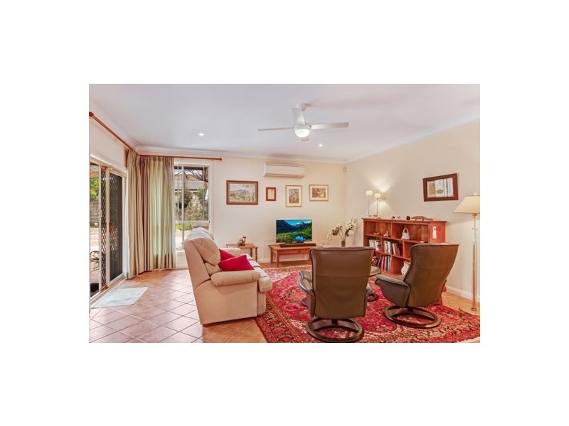 21 Mountain View Drive, Woongarrah NSW 2259