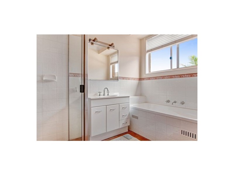 21 Mountain View Drive, Woongarrah NSW 2259