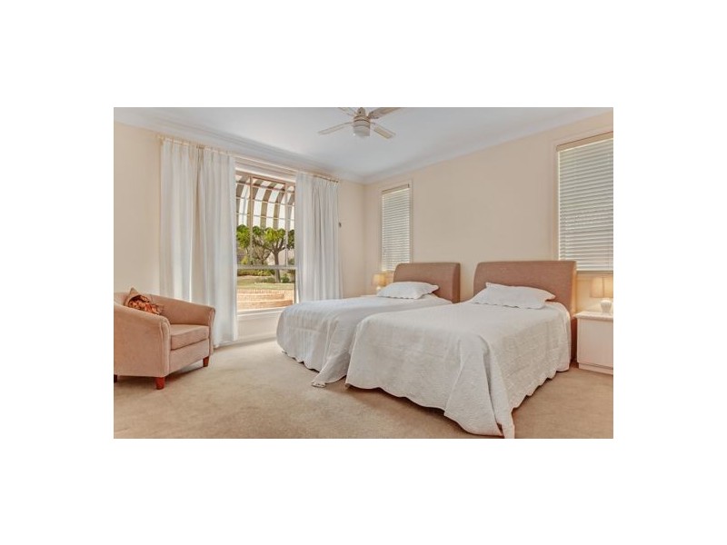 21 Mountain View Drive, Woongarrah NSW 2259