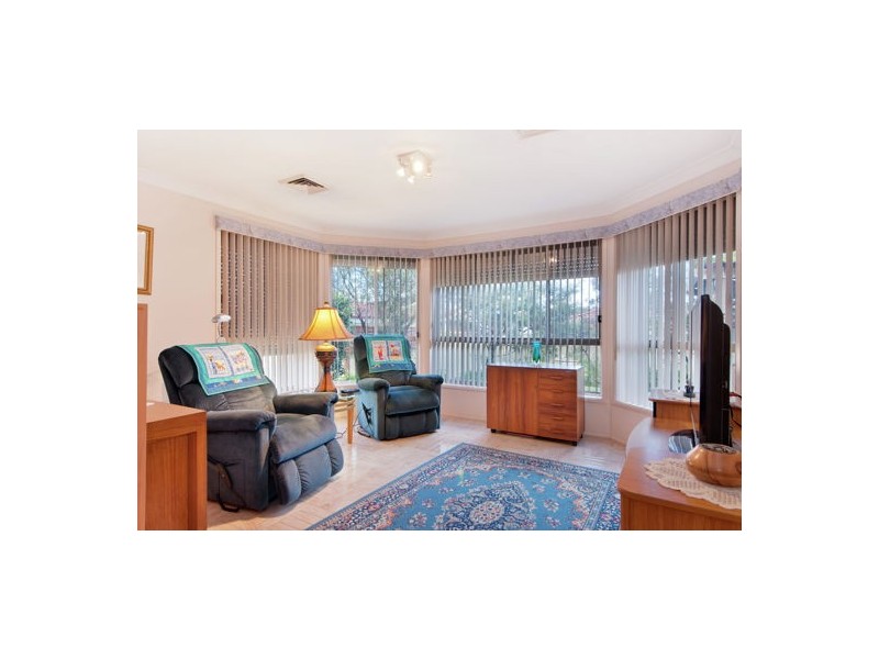 3 Baden Close, Kanwal NSW 2259