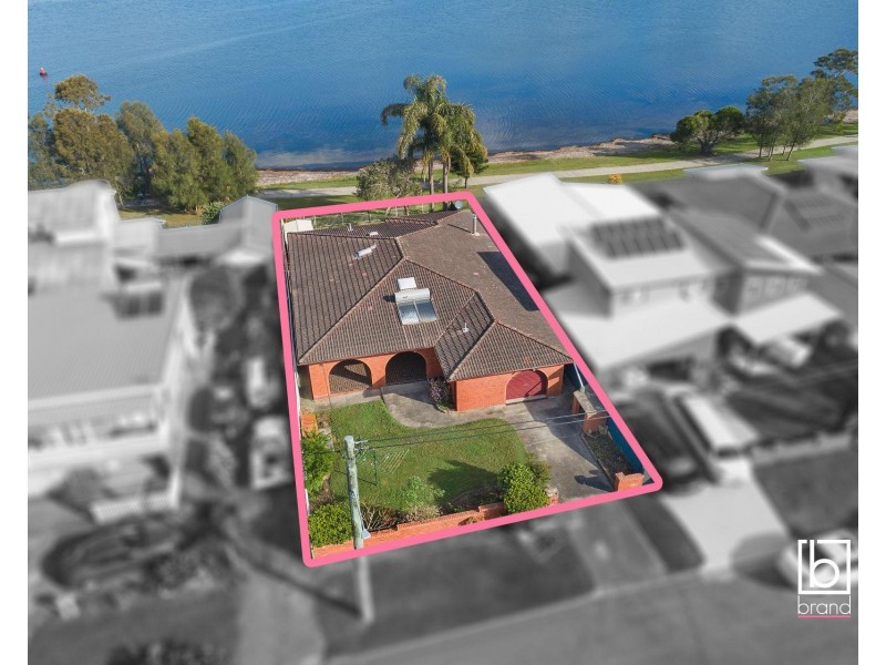 6 Buff Point Avenue, Buff Point NSW 2262