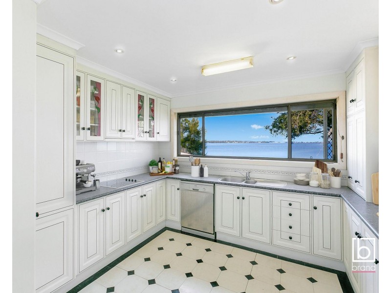 6 Buff Point Avenue, Buff Point NSW 2262