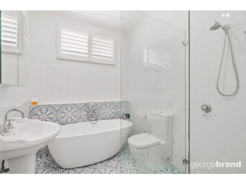 22 Tuggerawong Road, Wyongah NSW 2259