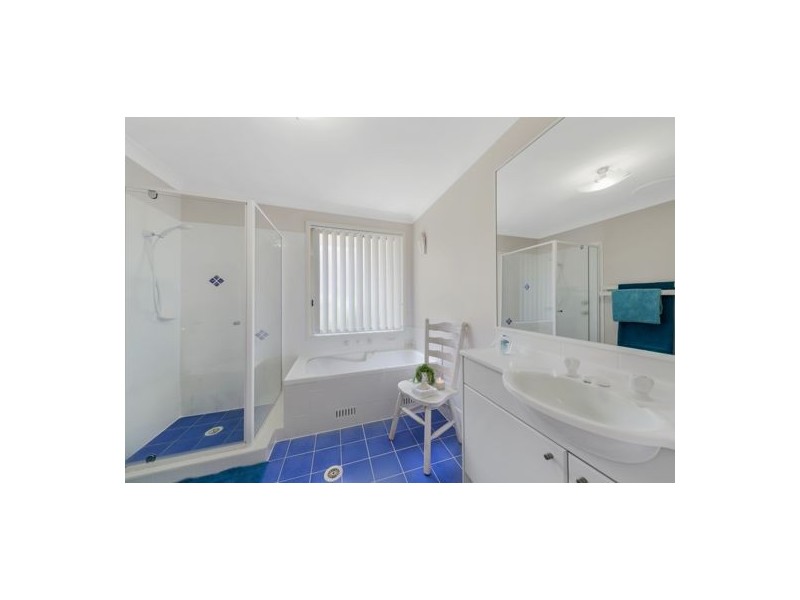 25 Acacia Ave, Lake Munmorah NSW 2259