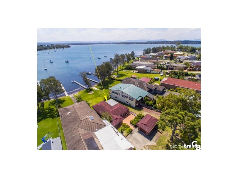 26 Gordon Avenue, Summerland Point NSW 2259