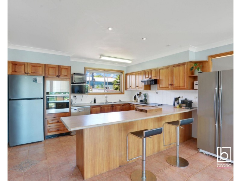 3 First Avenue, Toukley NSW 2263