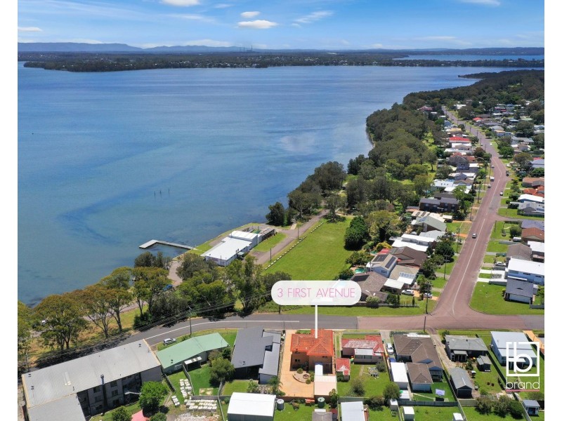 3 First Avenue, Toukley NSW 2263