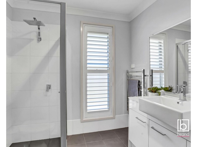 2 Dianne Avenue, Lake Munmorah NSW 2259