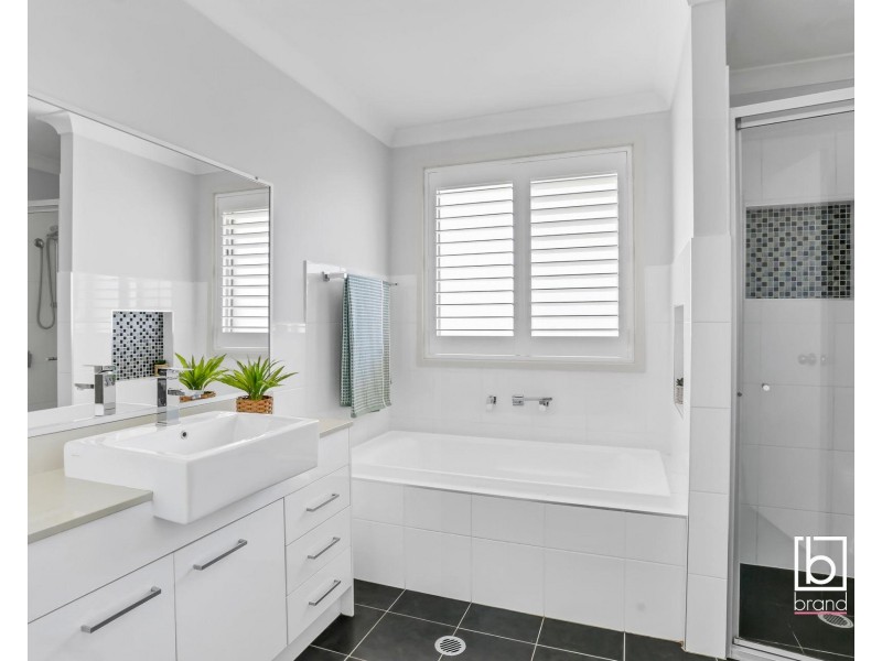 2 Dianne Avenue, Lake Munmorah NSW 2259