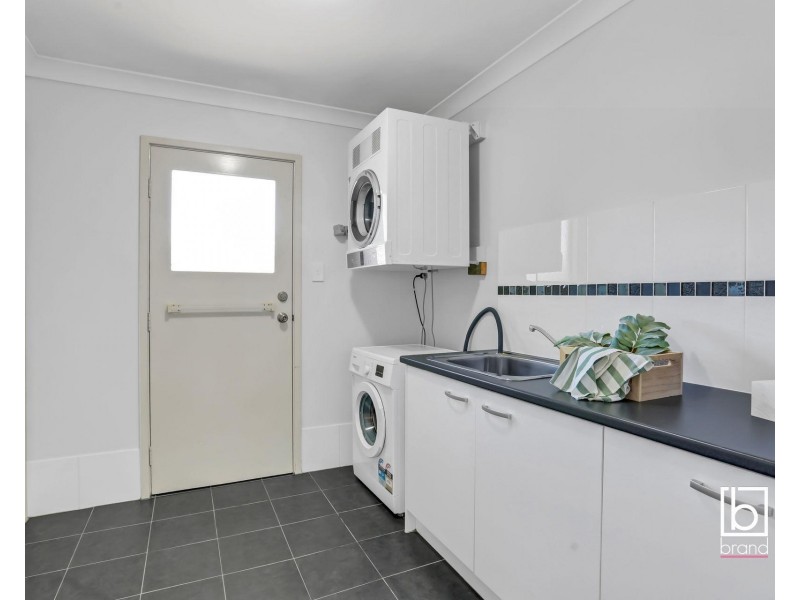 2 Dianne Avenue, Lake Munmorah NSW 2259