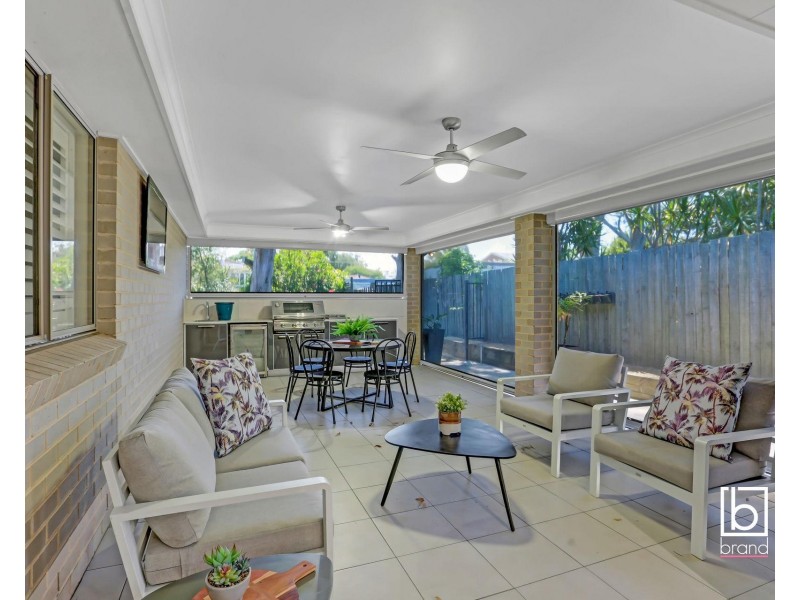 2 Dianne Avenue, Lake Munmorah NSW 2259