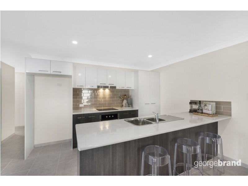 2 Regatta Way, Summerland Point NSW 2259