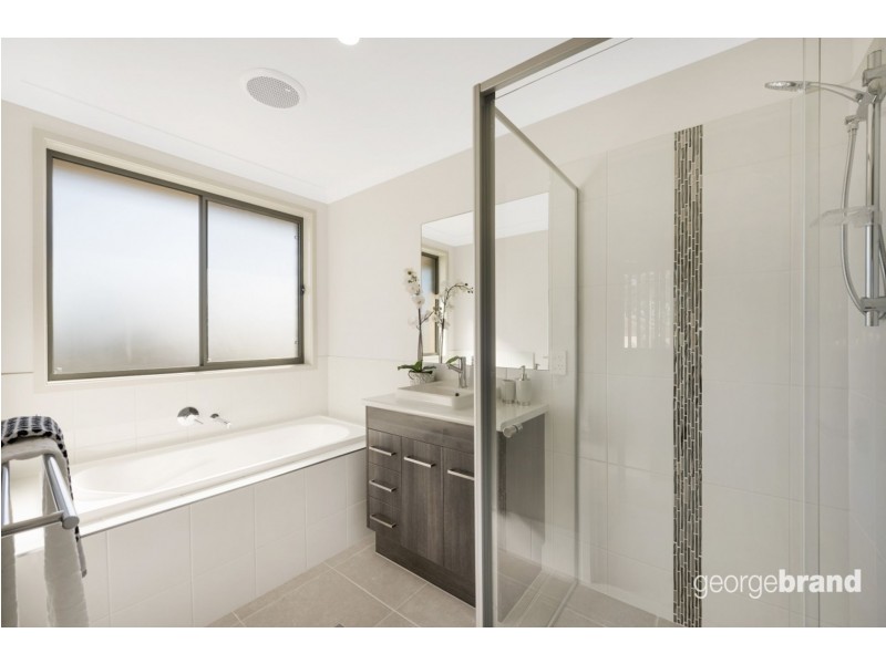 2 Regatta Way, Summerland Point NSW 2259