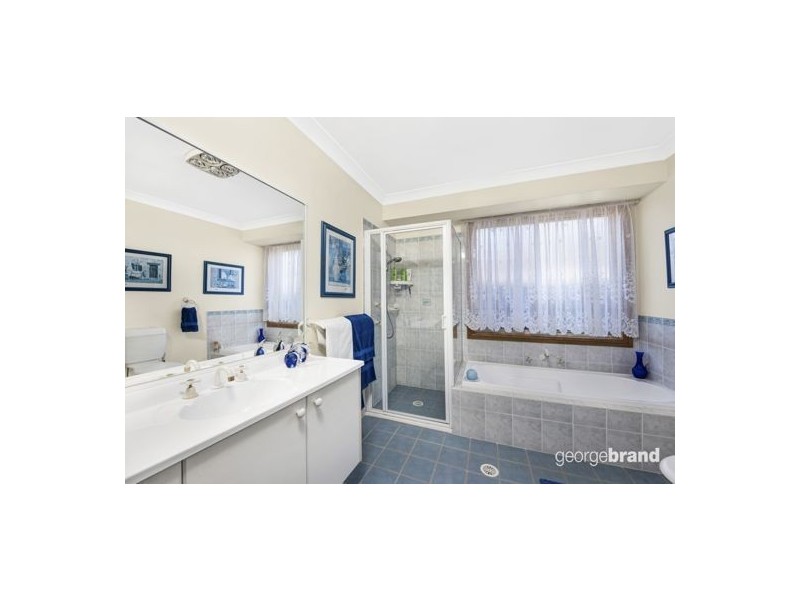 21 Tradewinds Avenue, Summerland Point NSW 2259