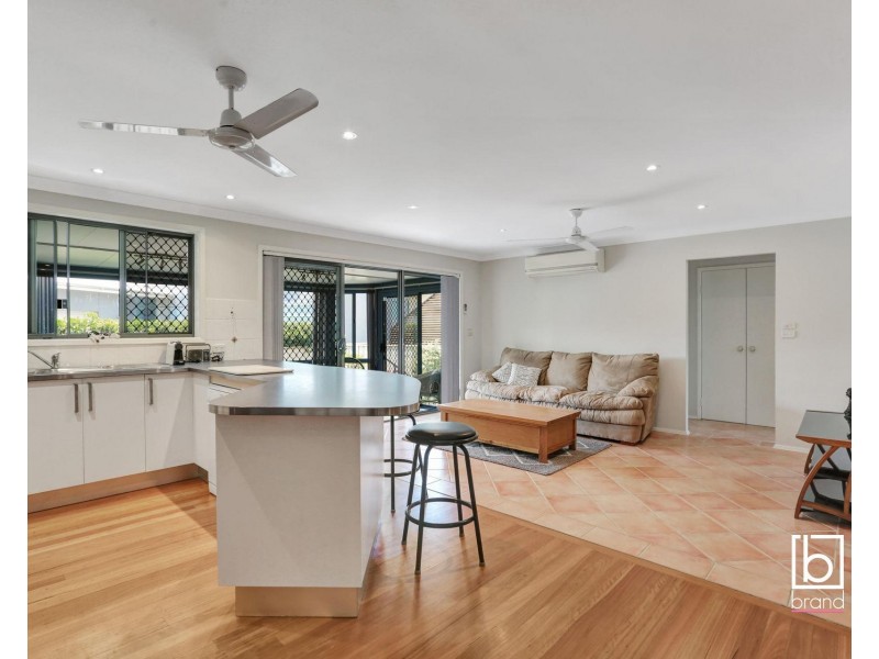 2/8 Diamond Head Drive, Budgewoi NSW 2262