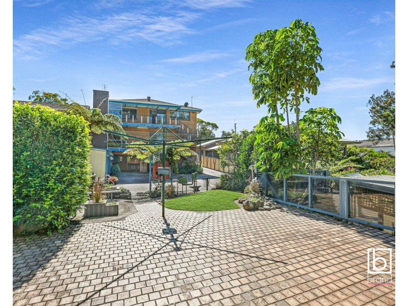 24 Diamond Head Drive, Budgewoi NSW 2262