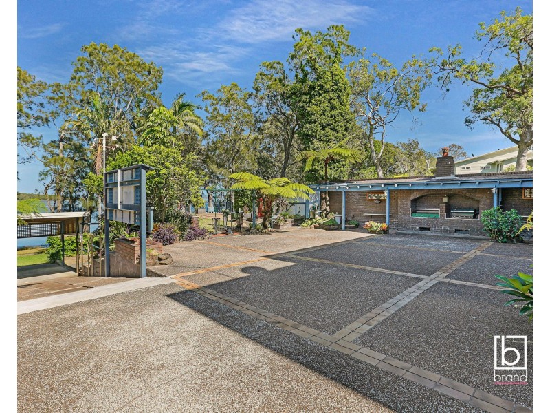 24 Diamond Head Drive, Budgewoi NSW 2262