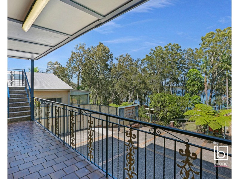 24 Diamond Head Drive, Budgewoi NSW 2262