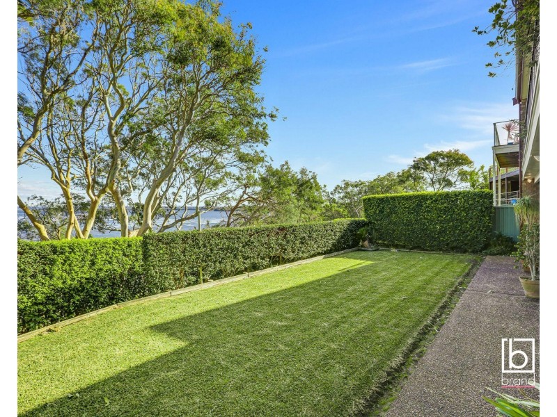 64 Diamond Head Drive, Budgewoi NSW 2262