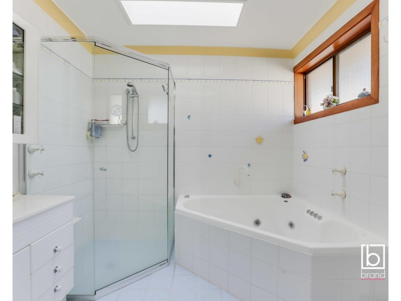 64 Diamond Head Drive, Budgewoi NSW 2262