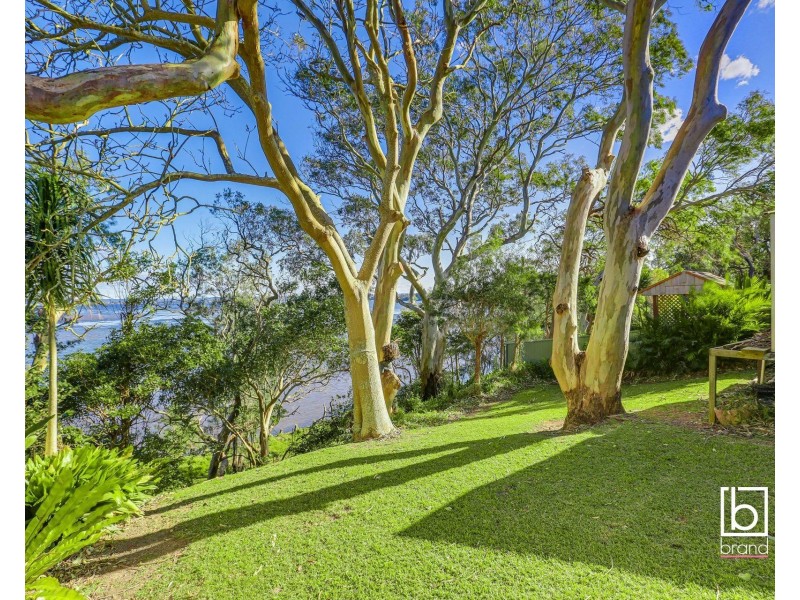 64 Diamond Head Drive, Budgewoi NSW 2262