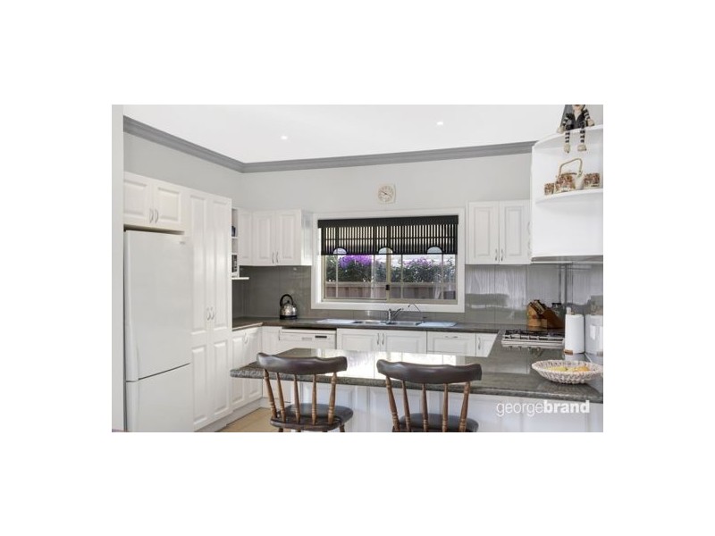 3 Narrawa Avenue, Blue Bay NSW 2261