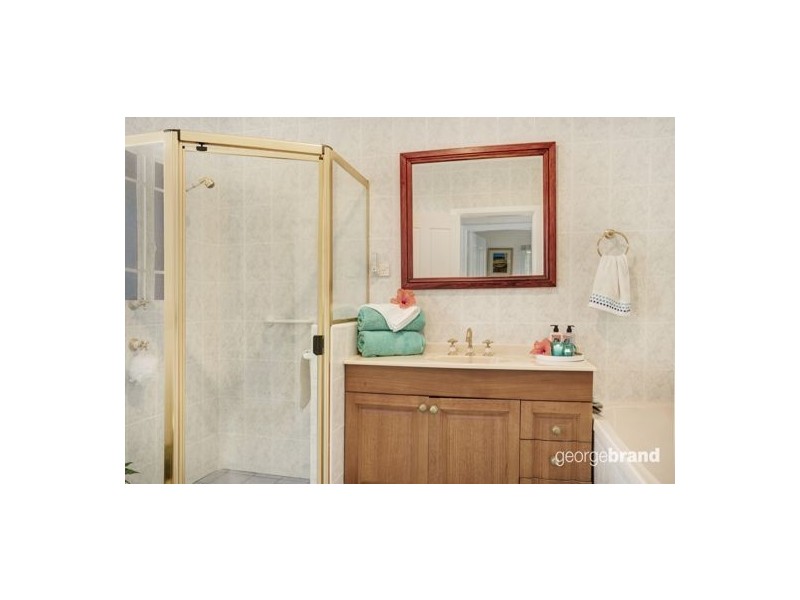 3 Narrawa Avenue, Blue Bay NSW 2261