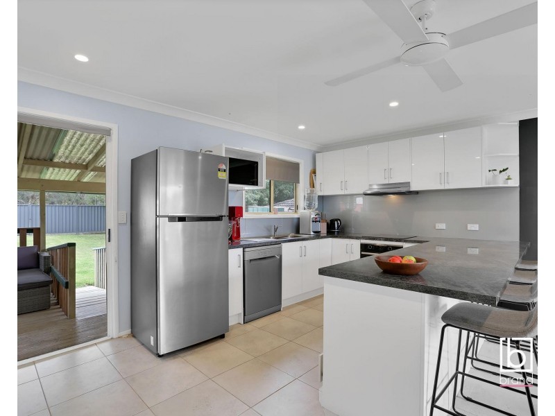 9 Claridge Crescent, San Remo NSW 2262