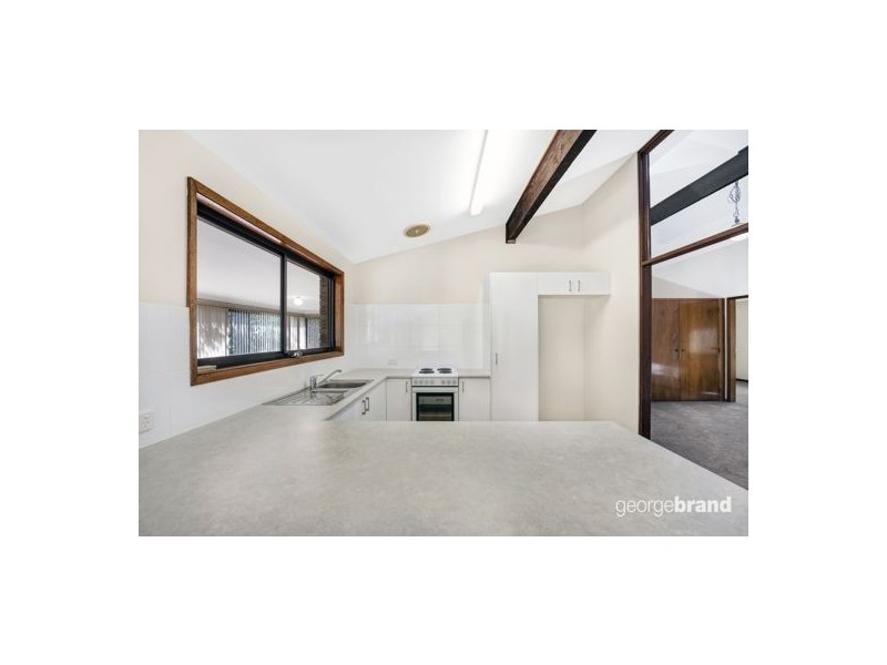 6 Una Avenue, Charmhaven NSW 2263