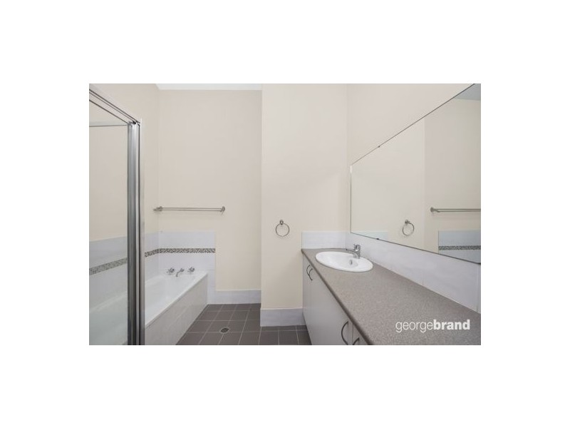 6 Una Avenue, Charmhaven NSW 2263