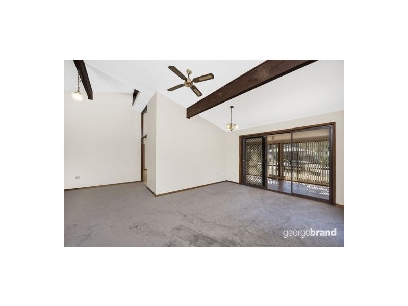 6 Una Avenue, Charmhaven NSW 2263