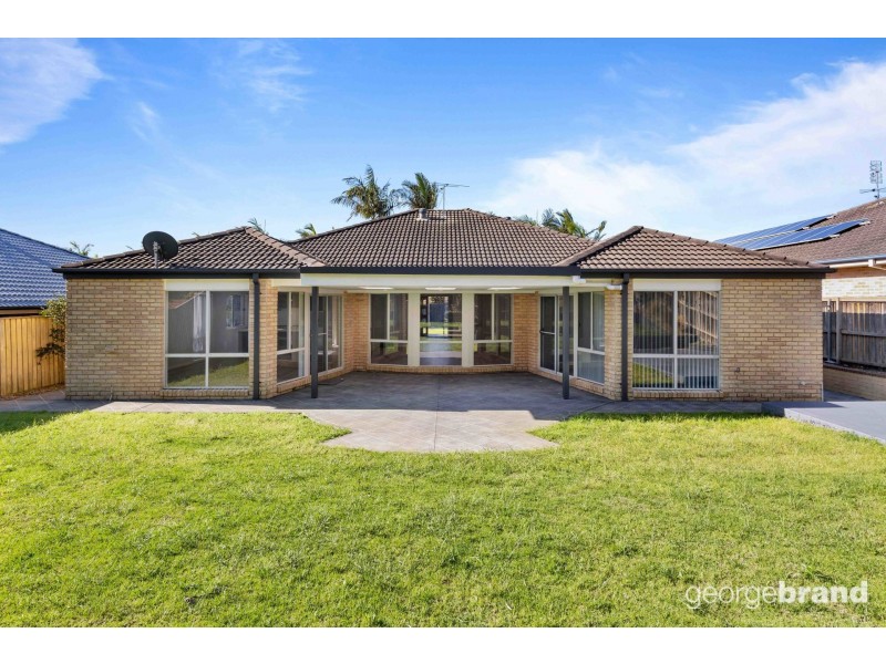 4 Spinnaker Place, Lake Munmorah NSW 2259