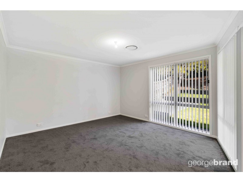 4 Spinnaker Place, Lake Munmorah NSW 2259