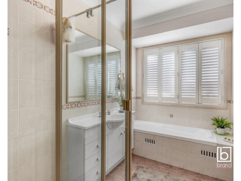 10 Mainsail Court, Lake Munmorah NSW 2259