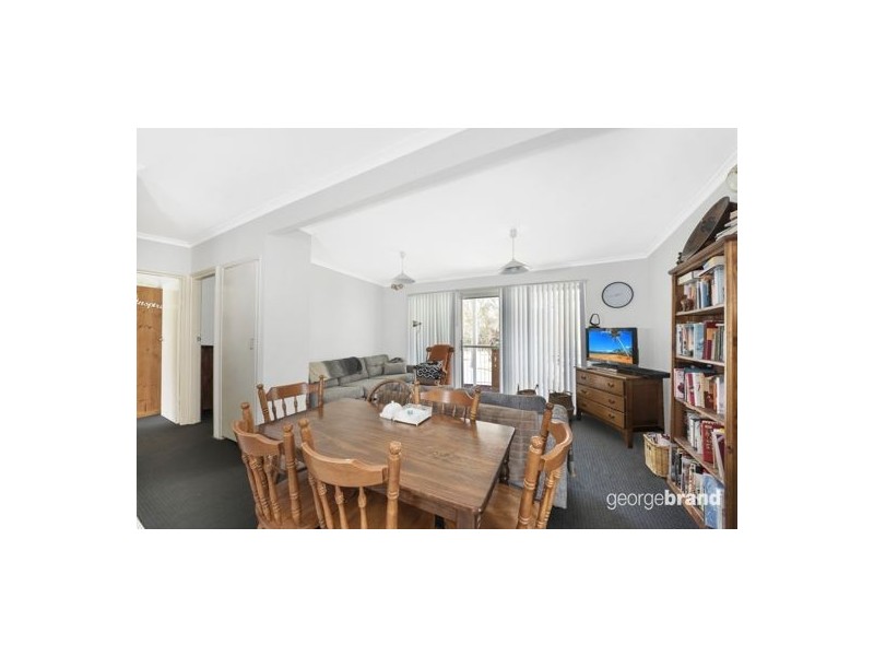 24 Lowana Avenue, Charmhaven NSW 2263