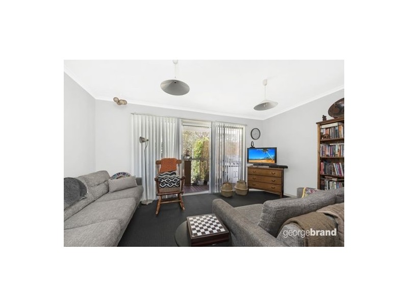 24 Lowana Avenue, Charmhaven NSW 2263