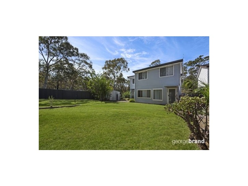 24 Lowana Avenue, Charmhaven NSW 2263