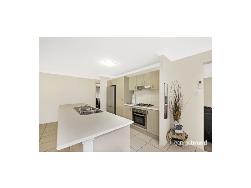 4 Jory Cr, Raworth NSW 2321