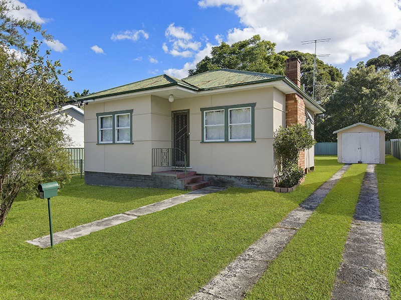 17-19 Henry Kendall Street, West Gosford NSW 2250