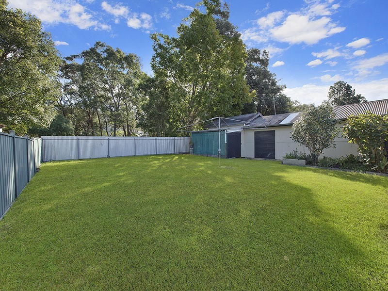 17-19 Henry Kendall Street, West Gosford NSW 2250