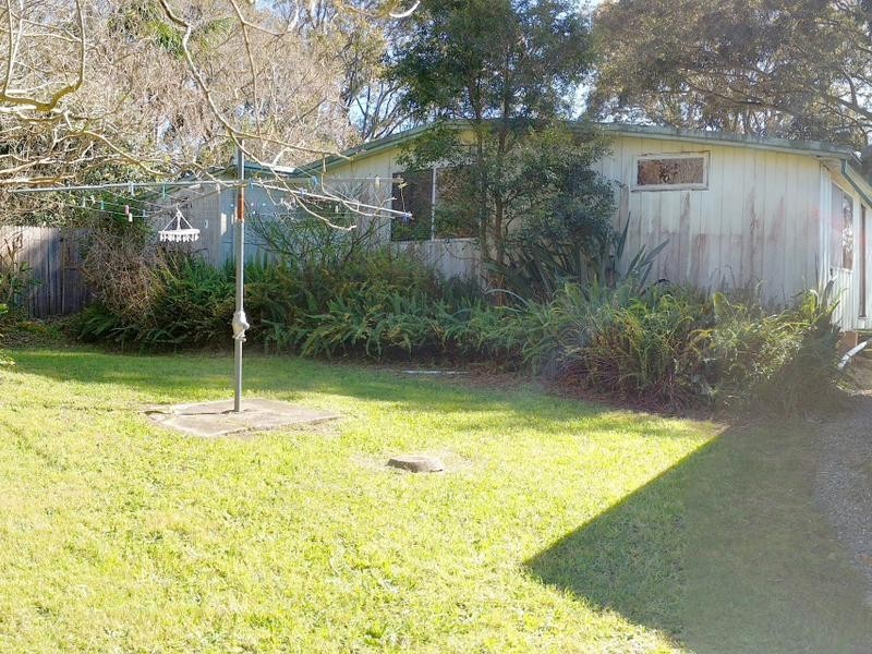 52 Wahroonga Road, Kanwal NSW 2259
