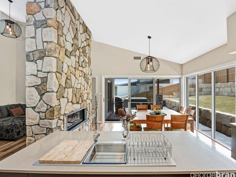 25 Sonny Crescent, Terrigal NSW 2260