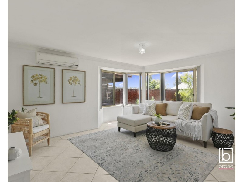 4 Duntroon Close, Hamlyn Terrace NSW 2259