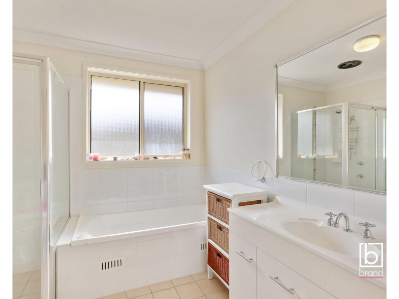 293 Warnervale Road, Hamlyn Terrace NSW 2259